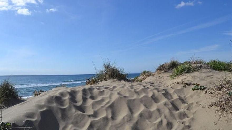 Playa de Cabopino o Dunas de Artola, Marbella