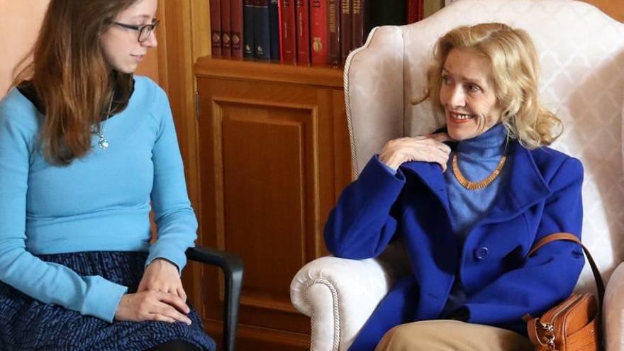 Cristina Bouzas y María del Carmen Bauzá se conocieron hace poco en la Universitat.