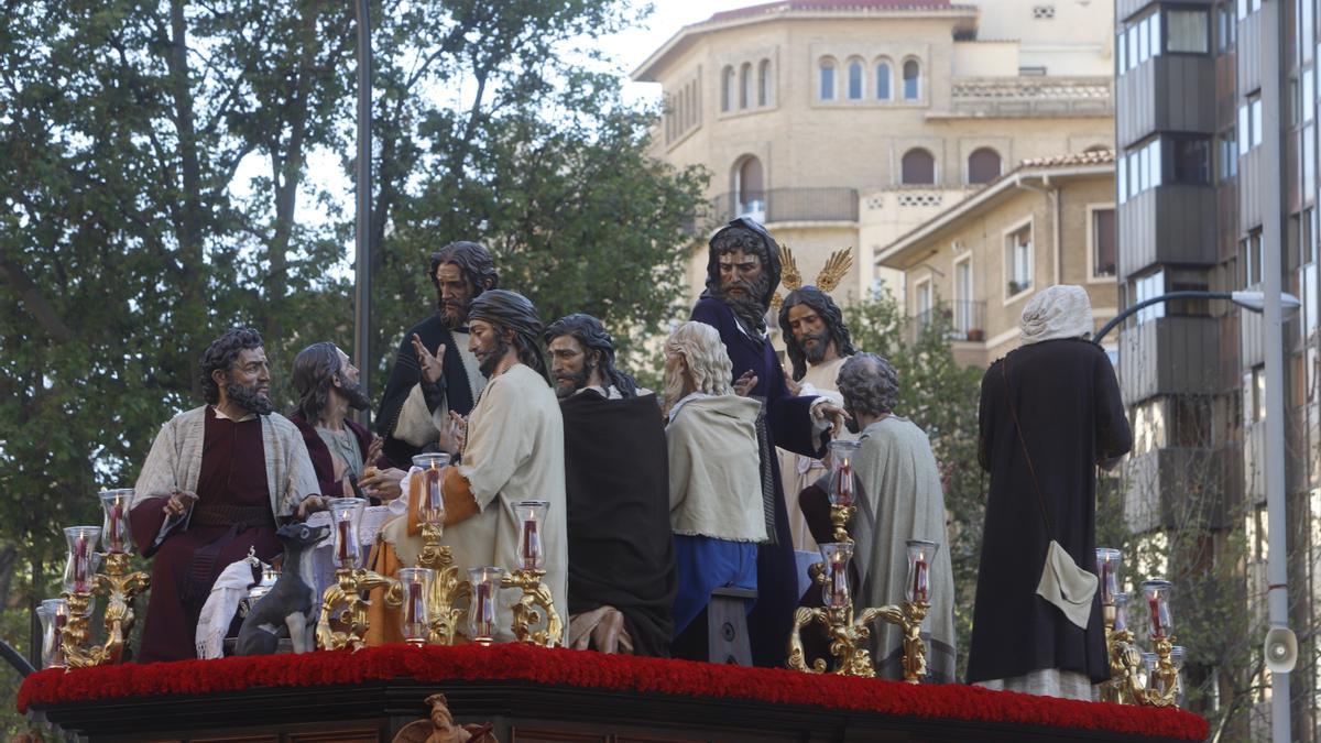 En imágenes | Procesiones del Jueves Santo en Zaragoza