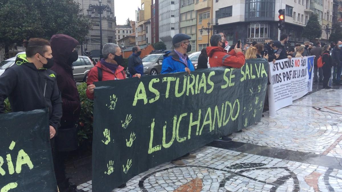 Manifestación hostelería en Los Álamos