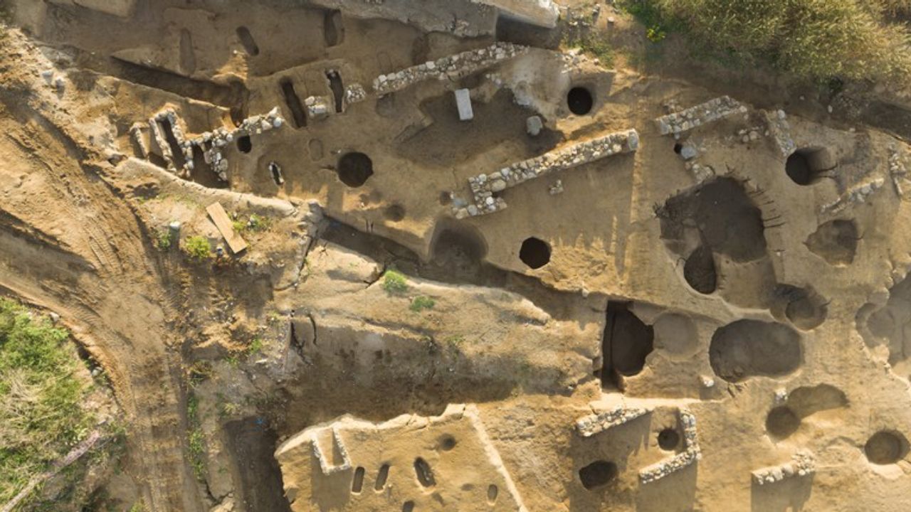 Vista cenital de los restos arqueológicos de Ca La Madrona, en Mataró