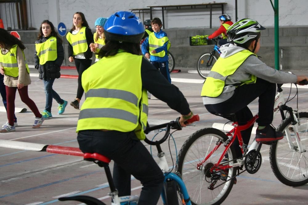 Seguridad vial en el colegio Pérez Viondi