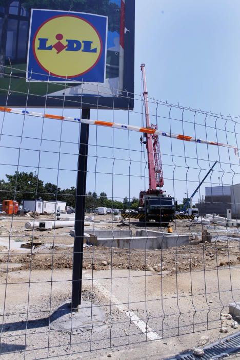 Construcció del Lidl a la Plaça de Salt