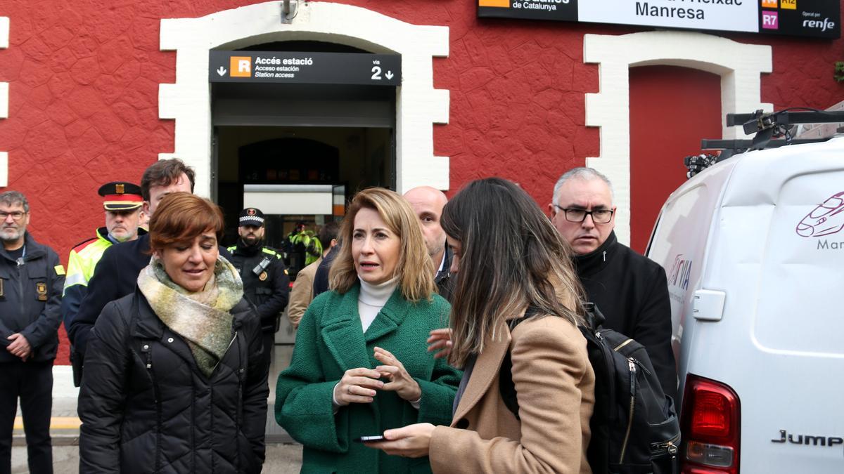 L&#039;alcaldessa de Montcada, Laura Campos, i la ministra de Transport, Raquel Sánchez