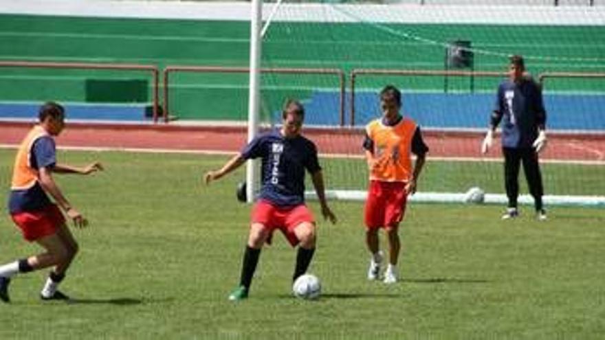 Cerca de 300 jugadores configuran ya el nuevo equipo de fútbol base Primer Toque en Castellón