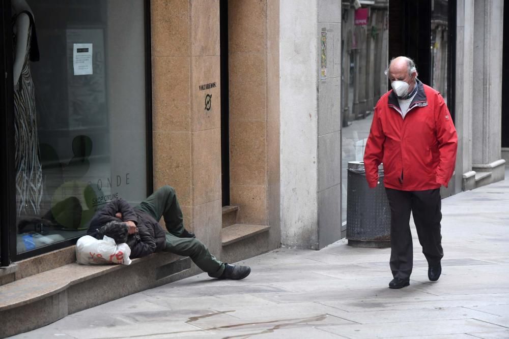 Así fue el paseo de los mayores en A Coruña