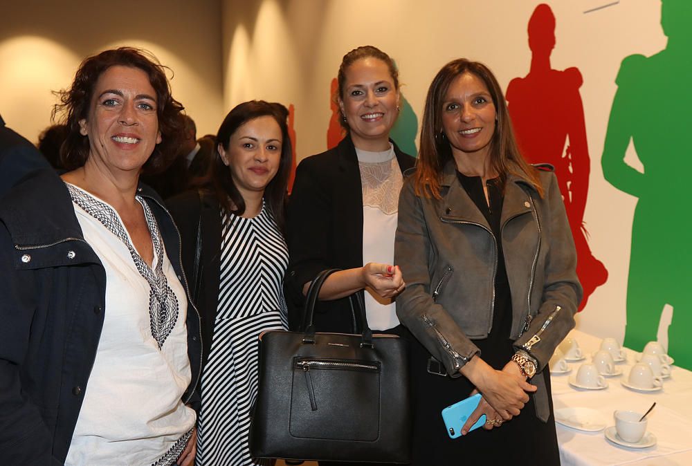 El encuentro contó con la participación de Carmen García García, de IBM, Almudena del Mar Muñoz, de BlaBlaCar; Marta Alejano Peña, de Hawkers; y María Gómez del Pozuelo, CEO de Womenalia