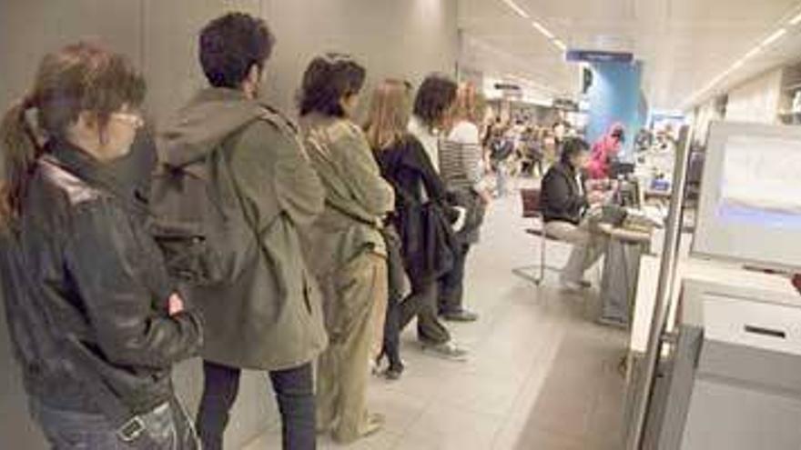 El desempleo sube en Extremadura en 3.327 personas