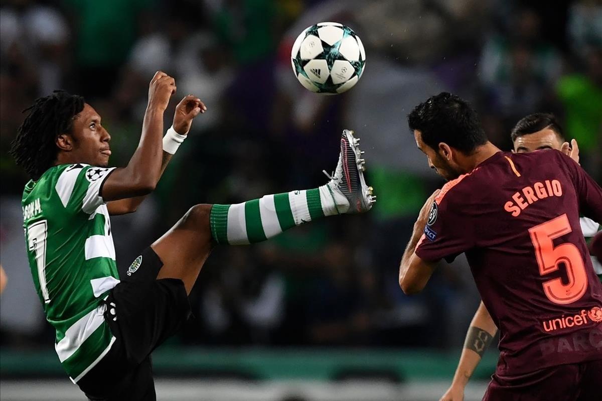 zentauroepp40318281 correction sporting s forward gelson martins l vies with180725115750 zentauroepp40318281 correction sporting s forward gelson martins l vies with180725115750