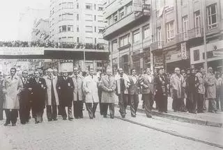 Del fletán o el "¡Pases pro bus!" al "yo sí te creo": manifestaciones históricas de Vigo