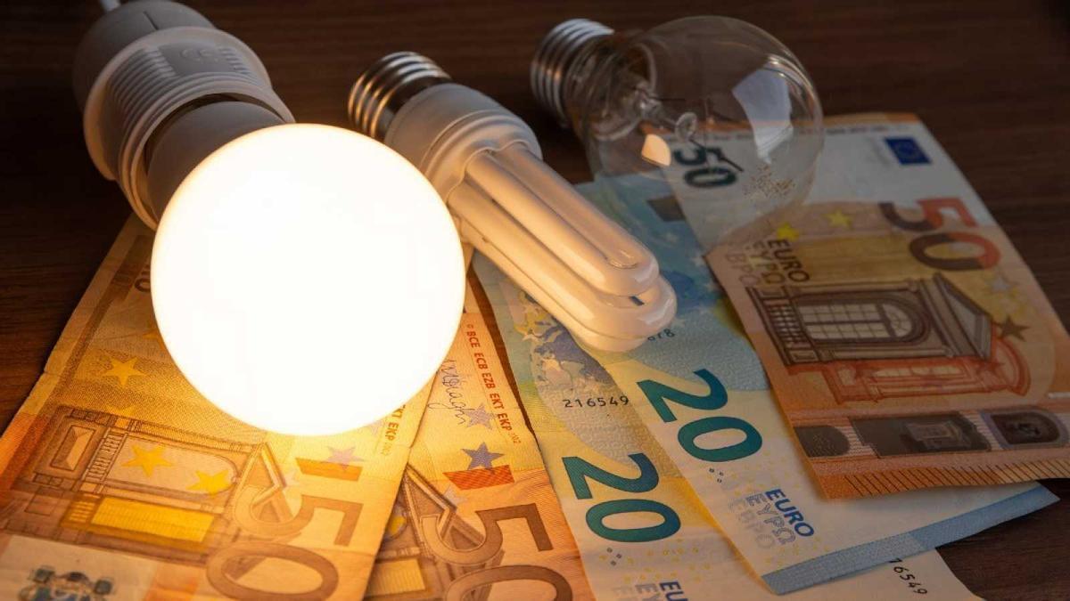 El precio de la luz alcanzará mañana el tercer máximo histórico