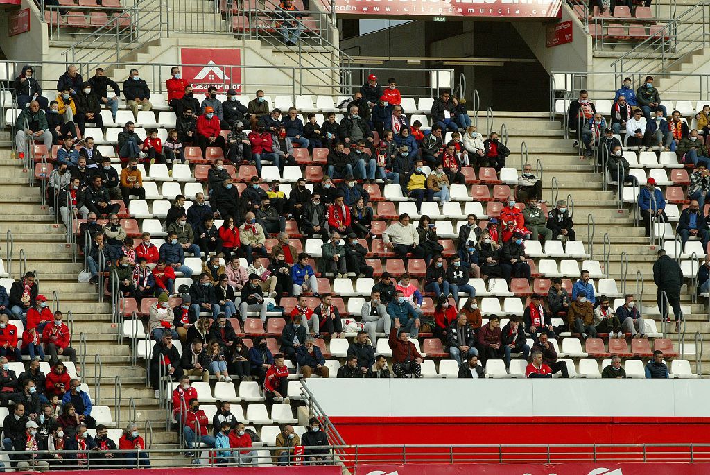 Todas las imágenes que ha dejado el partido del Real Murcia