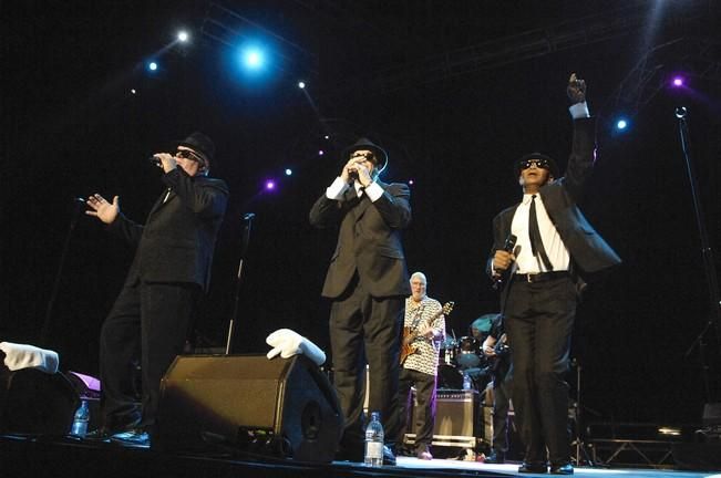 CONCIERTO DE THE ORIGINALS BLUES BROTHERS