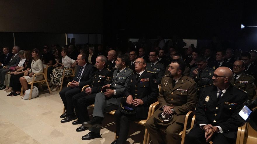 GALERÍA | La Policía Nacional de Zamora recuerda a los compañeros víctimas del terrorismo de ETA