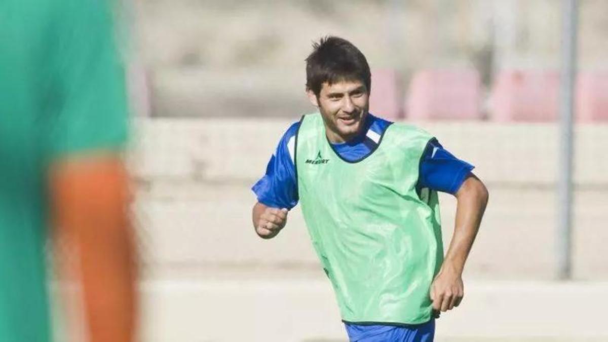 Javi Paredes, más conocido como el 'jabalí' Paredes, durante un entrenamiento en su etapa con el Real Zaragoza