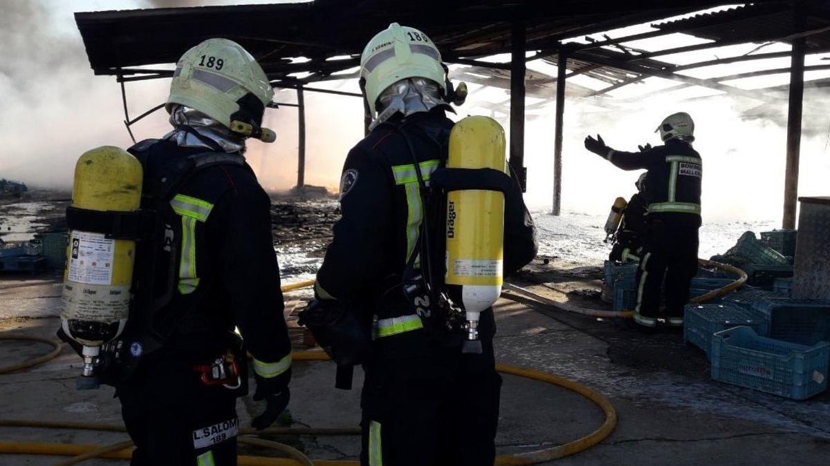 BALEARES.-El Consell renovará y ampliará las infraestructuras de los Bomberos de Mallorca durante 2021