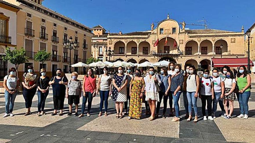 Las guarderías privadas protestan en Lorca tras tres meses con las puertas cerradas