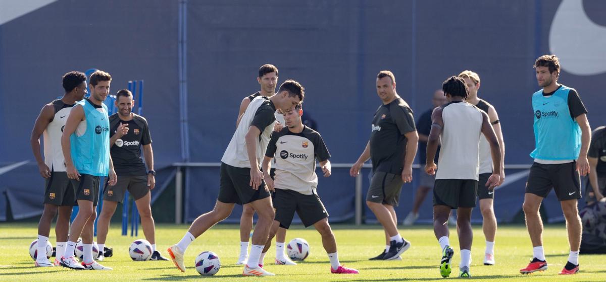 ¡Buenas noticias para Xavi! Íñigo ya entrena con el grupo antes del Barça - Cádiz