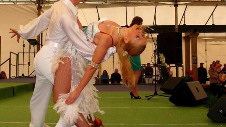 Arousa marca el ritmo al que se baila en América