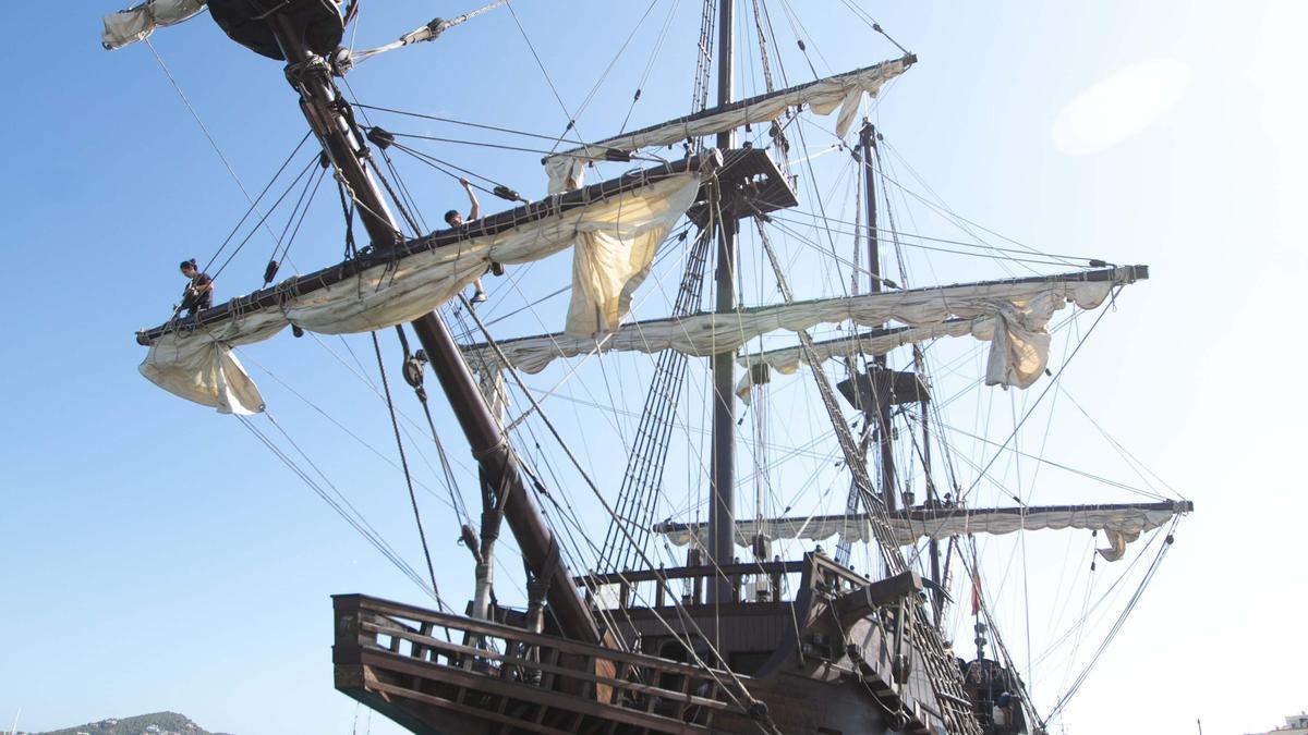 El galeón ‘Andalucía’ recala en Ibiza