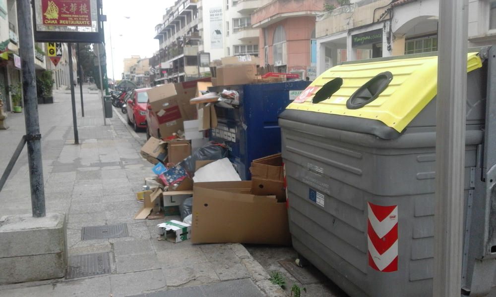 Los vecinos de Palma, hartos de la basura