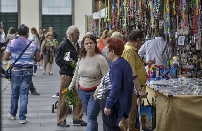 LAS PALMAS DE GRAN CANARIA A 22/05/2017. Cientos de feligreses en el Día de Santa Rita en Vegueta. FOTO: J.PÉREZ CURBELO