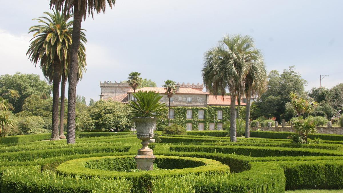 Vista de los jardines del Pazo Quiñones de León de Vigo.