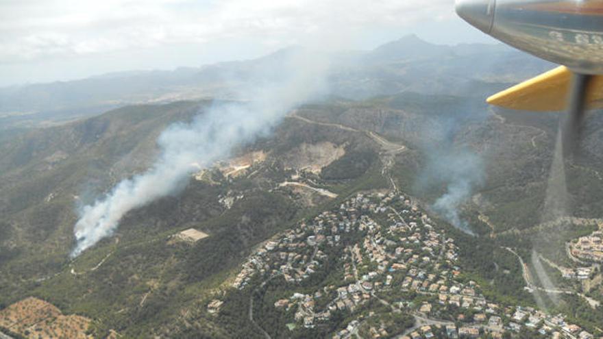 El incendio de son Caliu ya ha arrasado más de 60 hectáreas