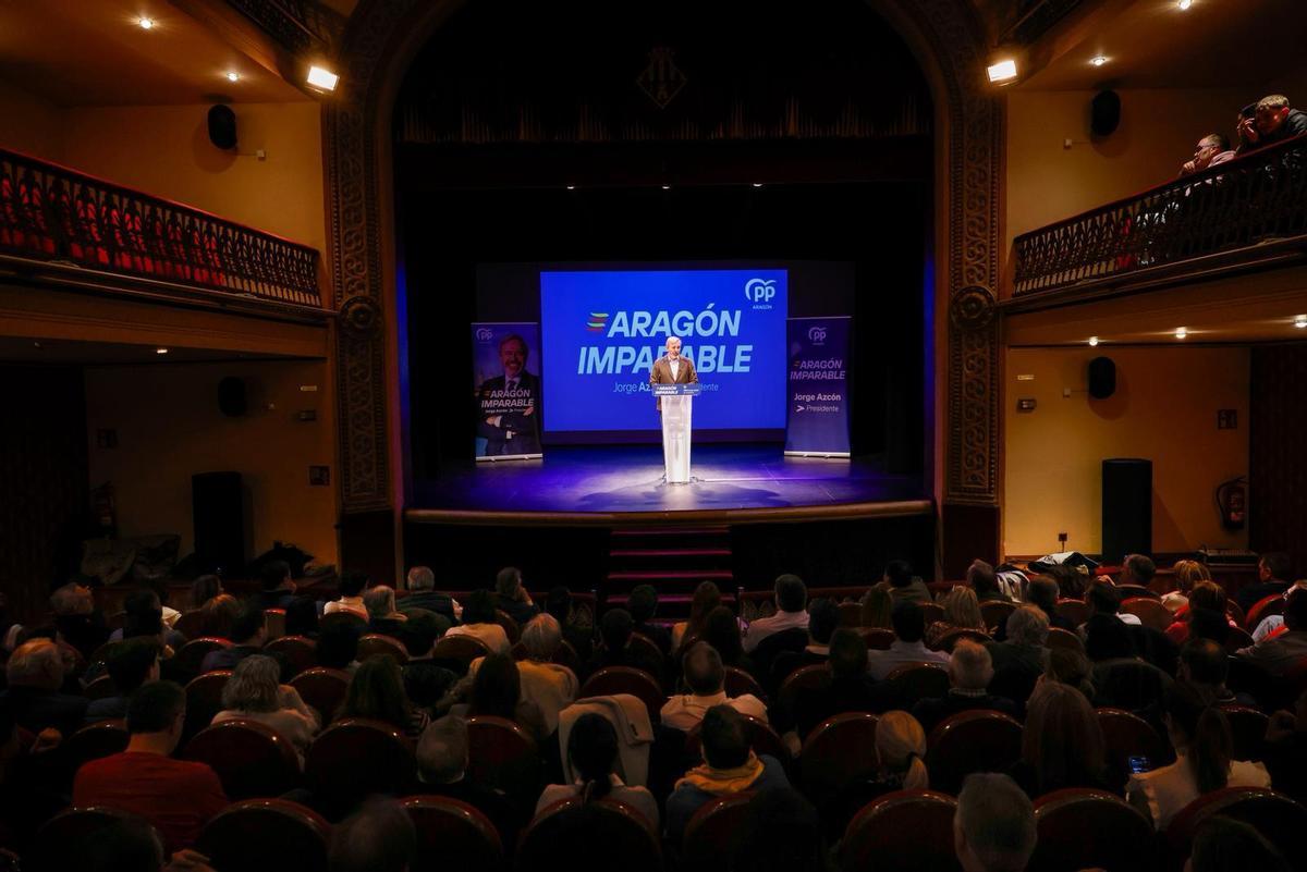 Un día de campaña con Jorge Azcón (PP)