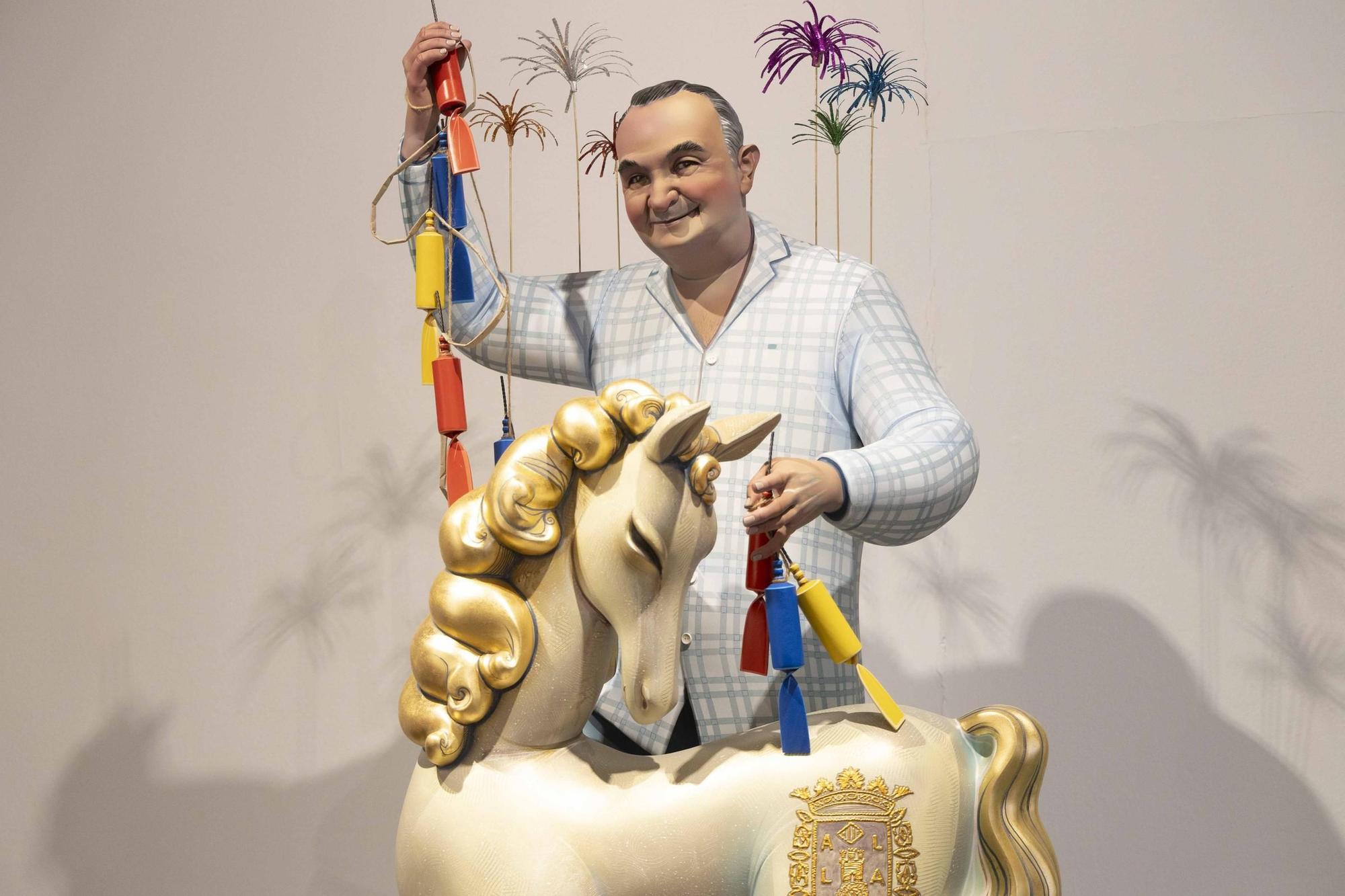 La exposición del Ninot, un homenaje a Pedro Luis Sirvent