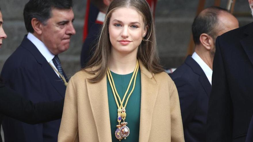Asturias aprueba la Medalla para Leonor con la Reina de visita en el Principado
