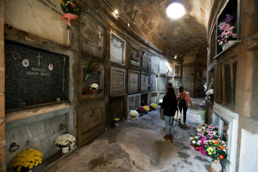 25.000 Leute suchen zu Allerheiligen den Friedhof in Palma auf