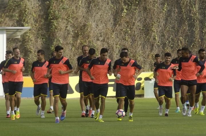 ENTRENAMIENTO DE LA UD LAS PALMAS