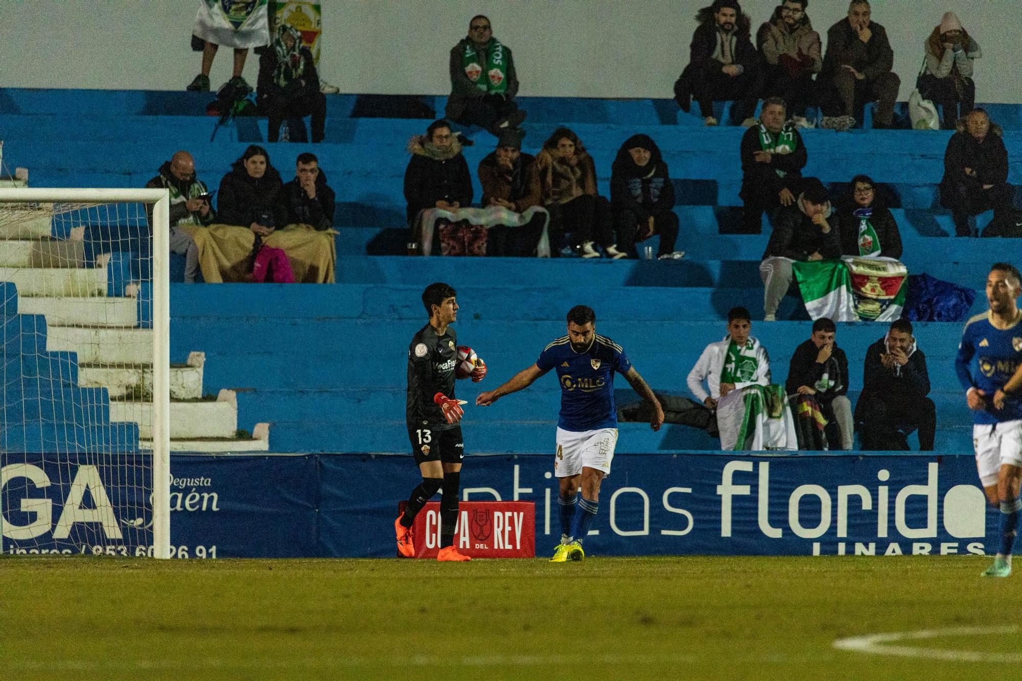 Linares - Elche: las imágenes del partido