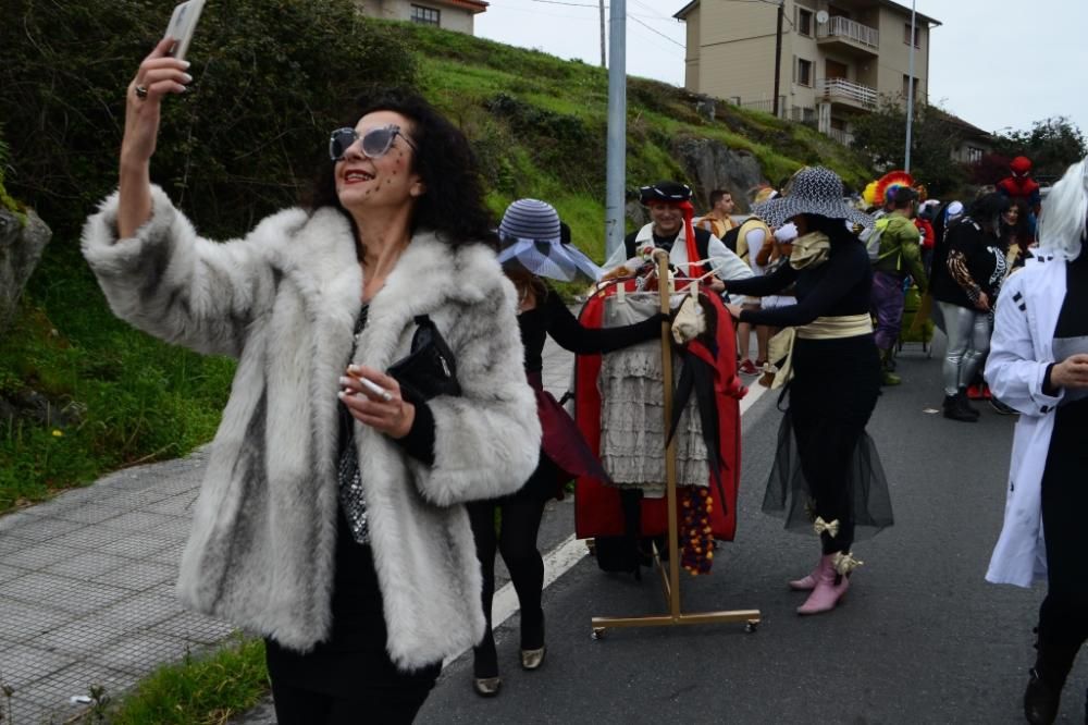 Aldán y Moaña celebran el final del Carnaval. // G. Núñez