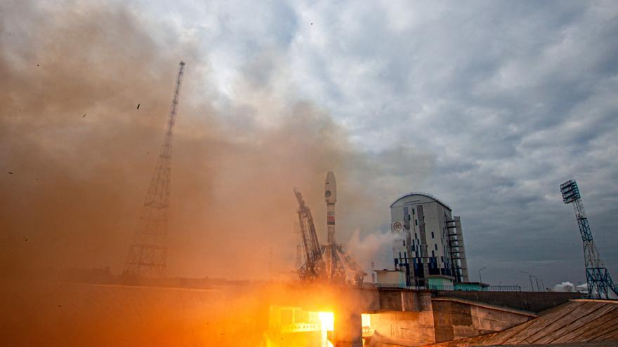 Rusia lanza su primera misión a la Luna en 50 años