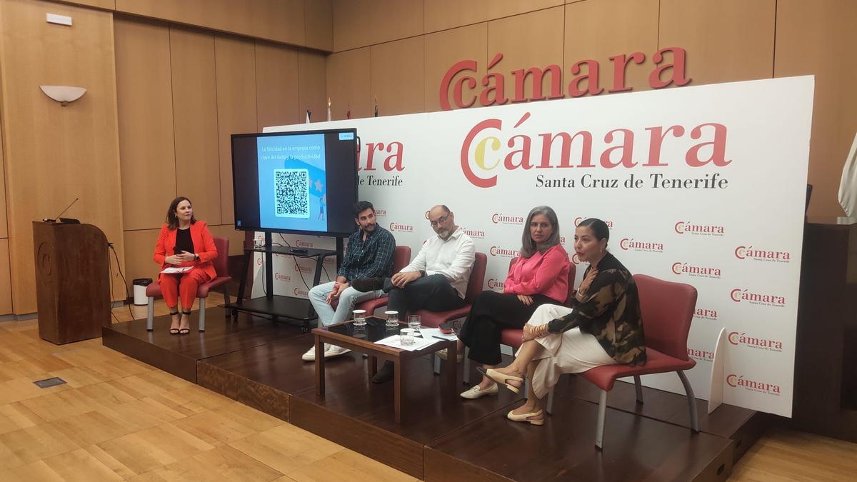 Fran Martínez, Jorge Uribe,  Lidia Moreno y Laritza Rodríguez durante el evento.