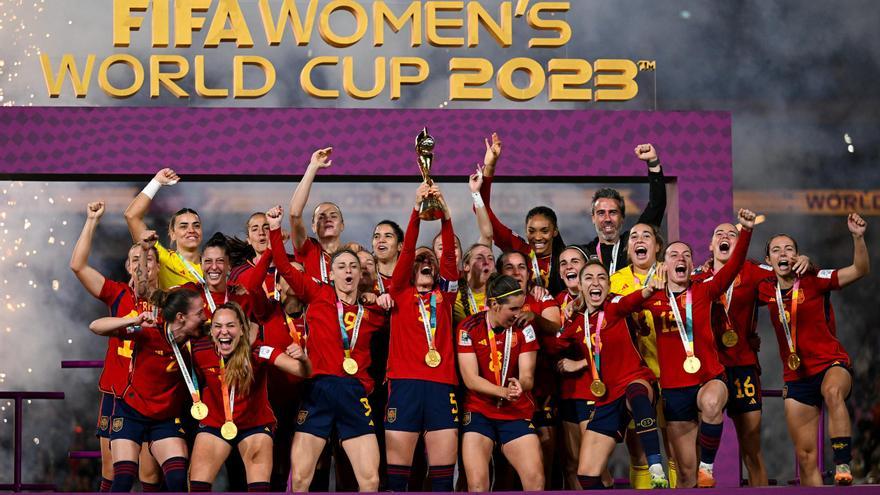 La selección española femenina asciende al número uno del ránking FIFA por primera vez