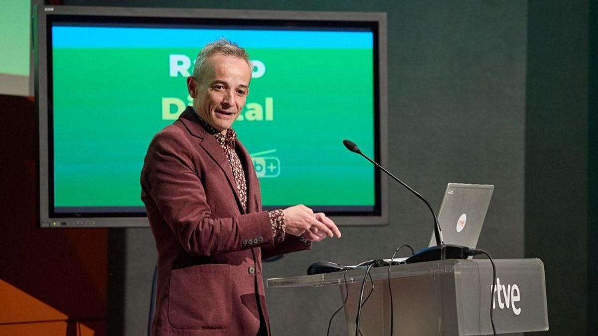 El nuevo director de RNE; Roberto Santamaría.