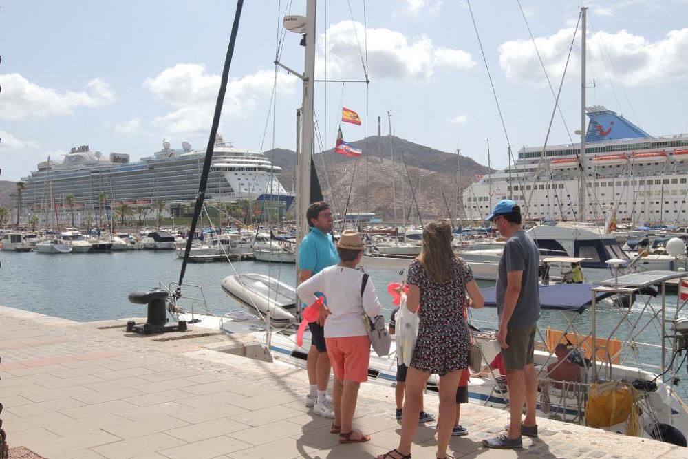 Turistas en Cartagena en el Puente de agosto