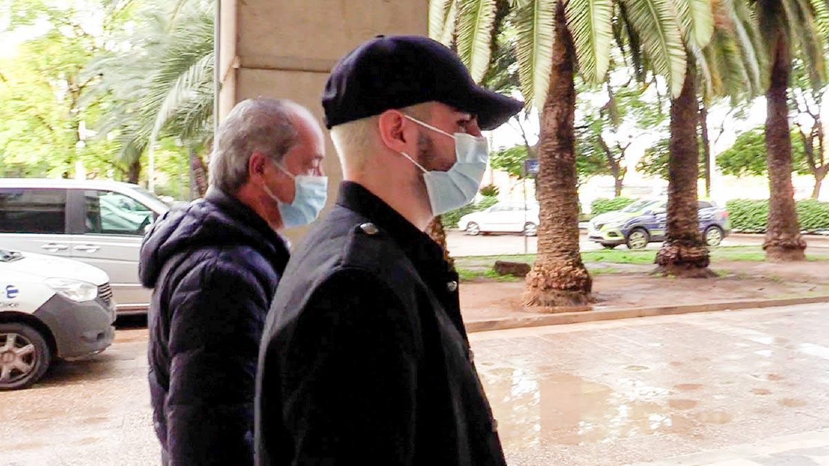 Daniel Oviedo, Gemeliers, llega a los juzgados de Sevilla