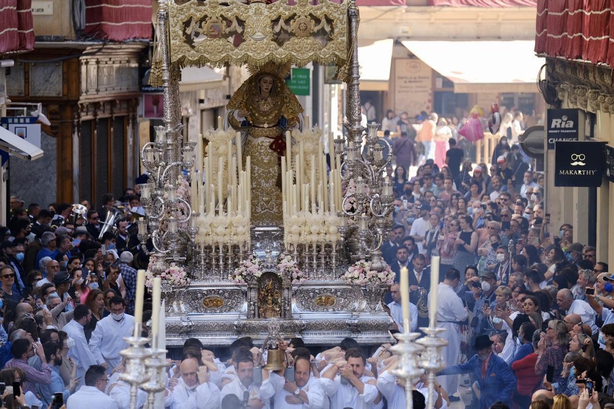 La Reina de los Cielos en su procesión del Domingo de Resurrección de 2022