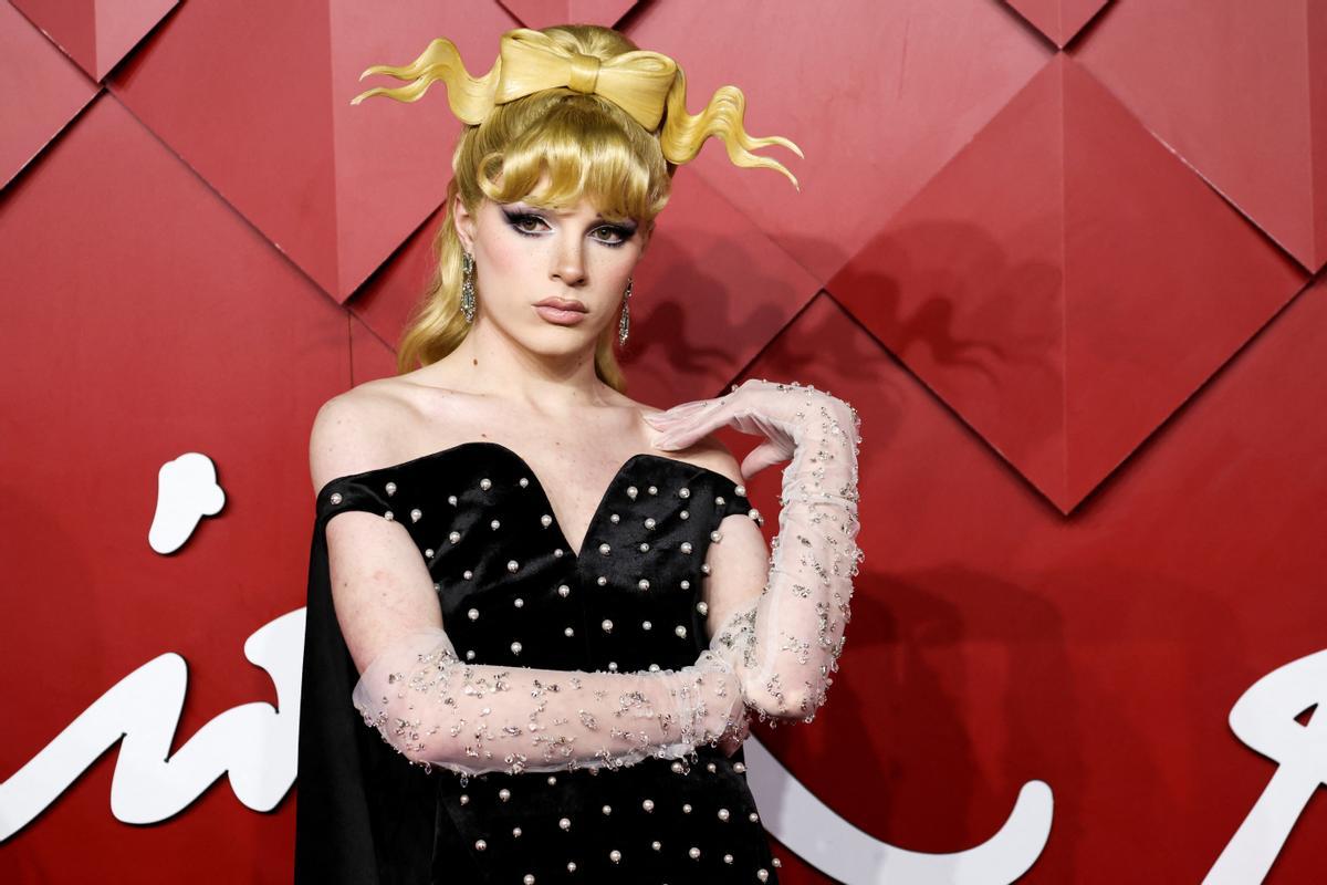 No verás una alfombra roja igual: así han sido los 'Fashion Awards'