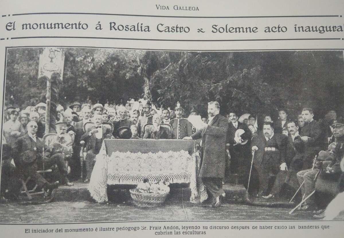 Inauguración del monumento a Rosalía de Castro en la Alameda