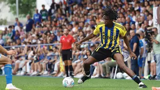 El séptimo es Ovie Ejaria: el centrocampista firma con el Oviedo por 2 temporadas con el sueldo mínimo