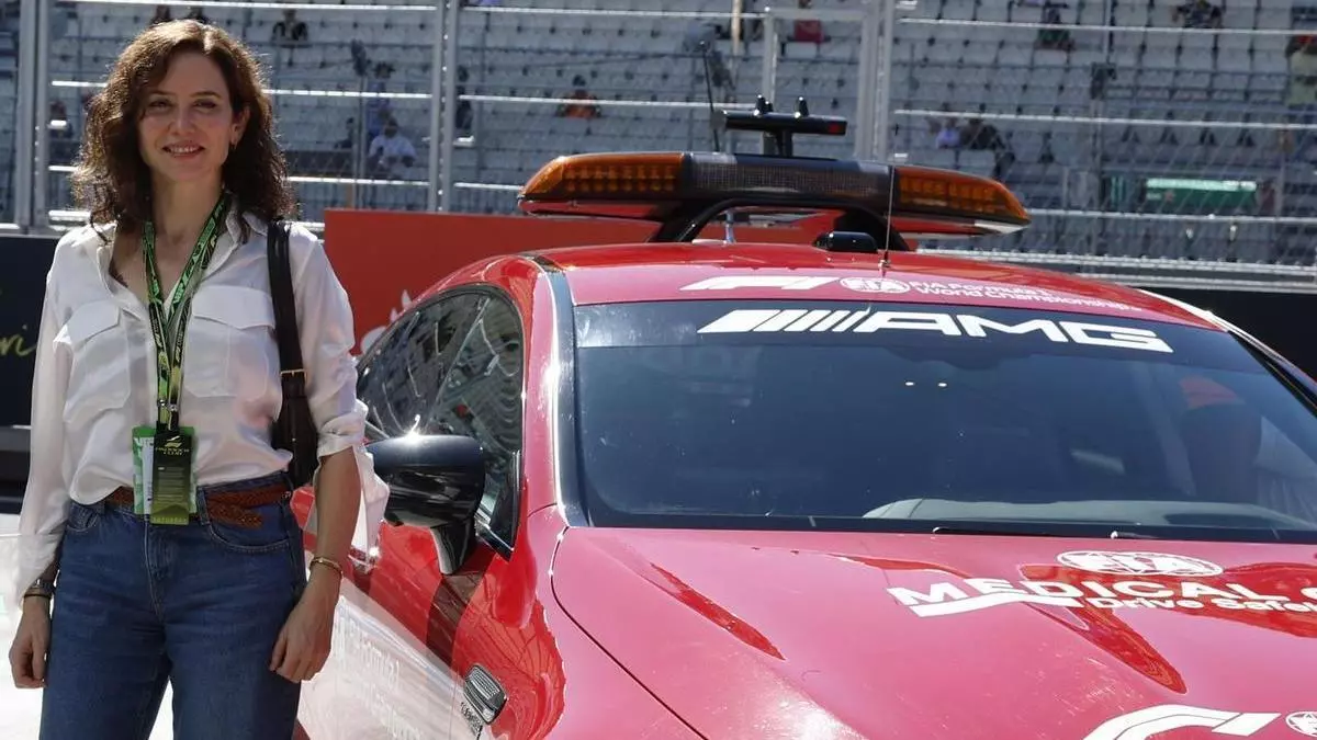 Ayuso y Almeida comparten en redes sociales su experiencia recorriendo el Madring