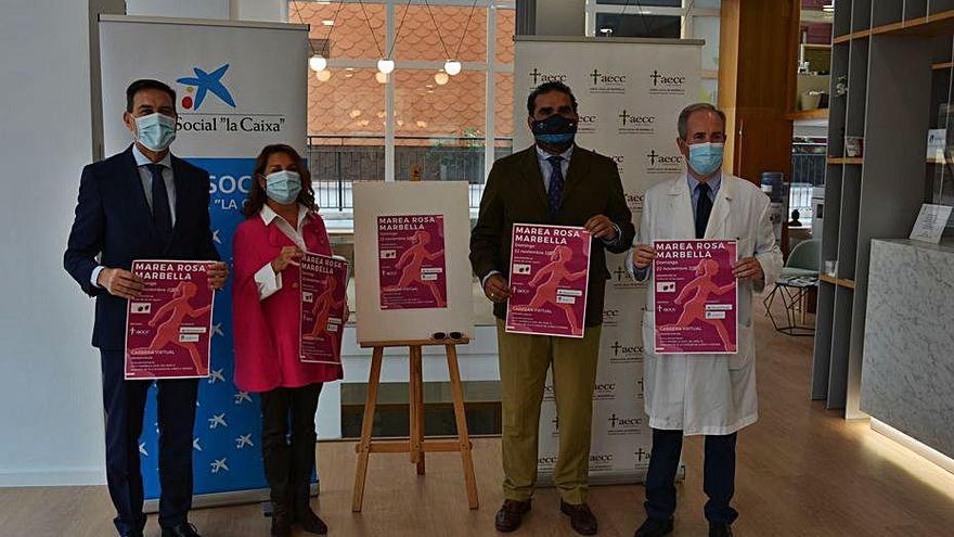 Los organizadores, ayer, en la presentación de la carrera.