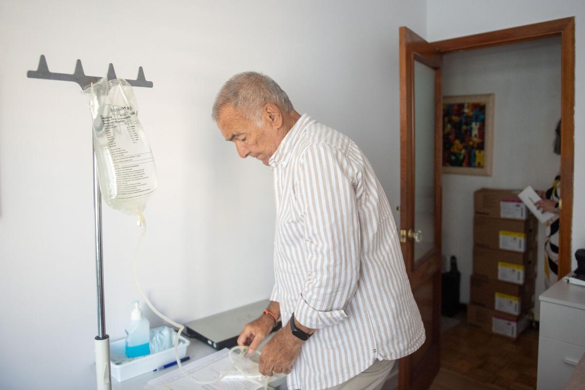MANUEL GONZALEZ ENFERMO RENAL DIALISIS EN CASA Y VIAJES