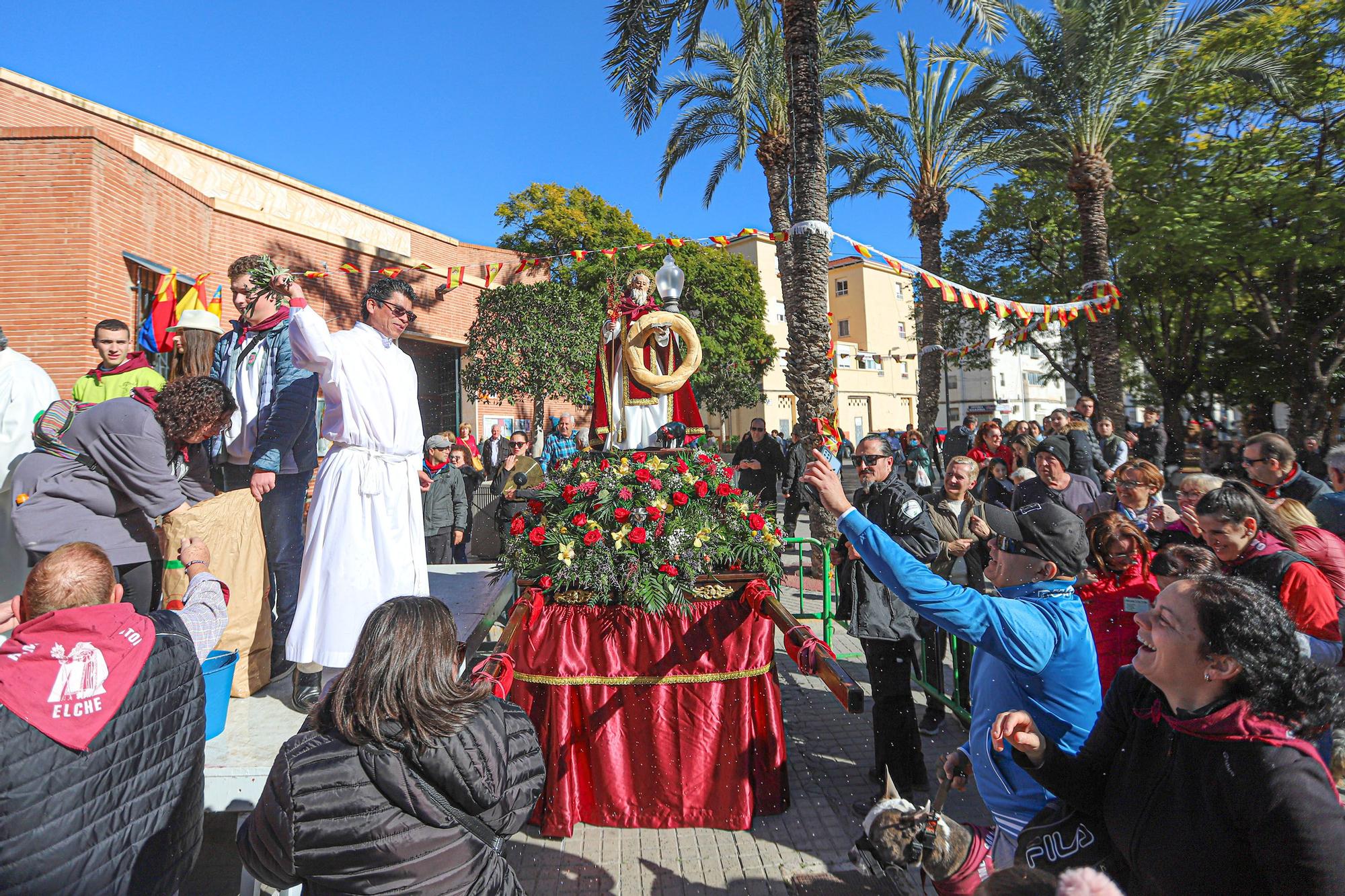 Romería y Bendición de animales en San Antón de Elche