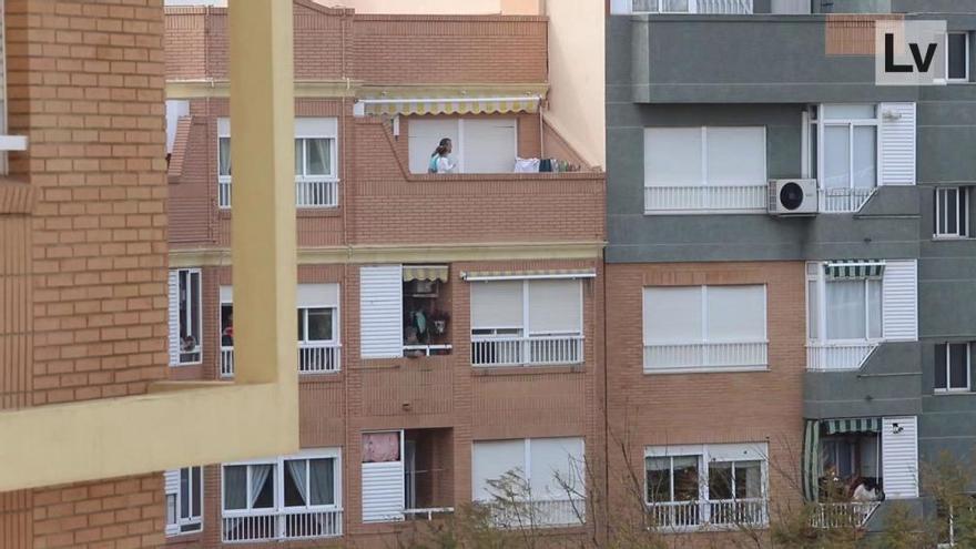 Mascletà desde los balcones de Sagunt.